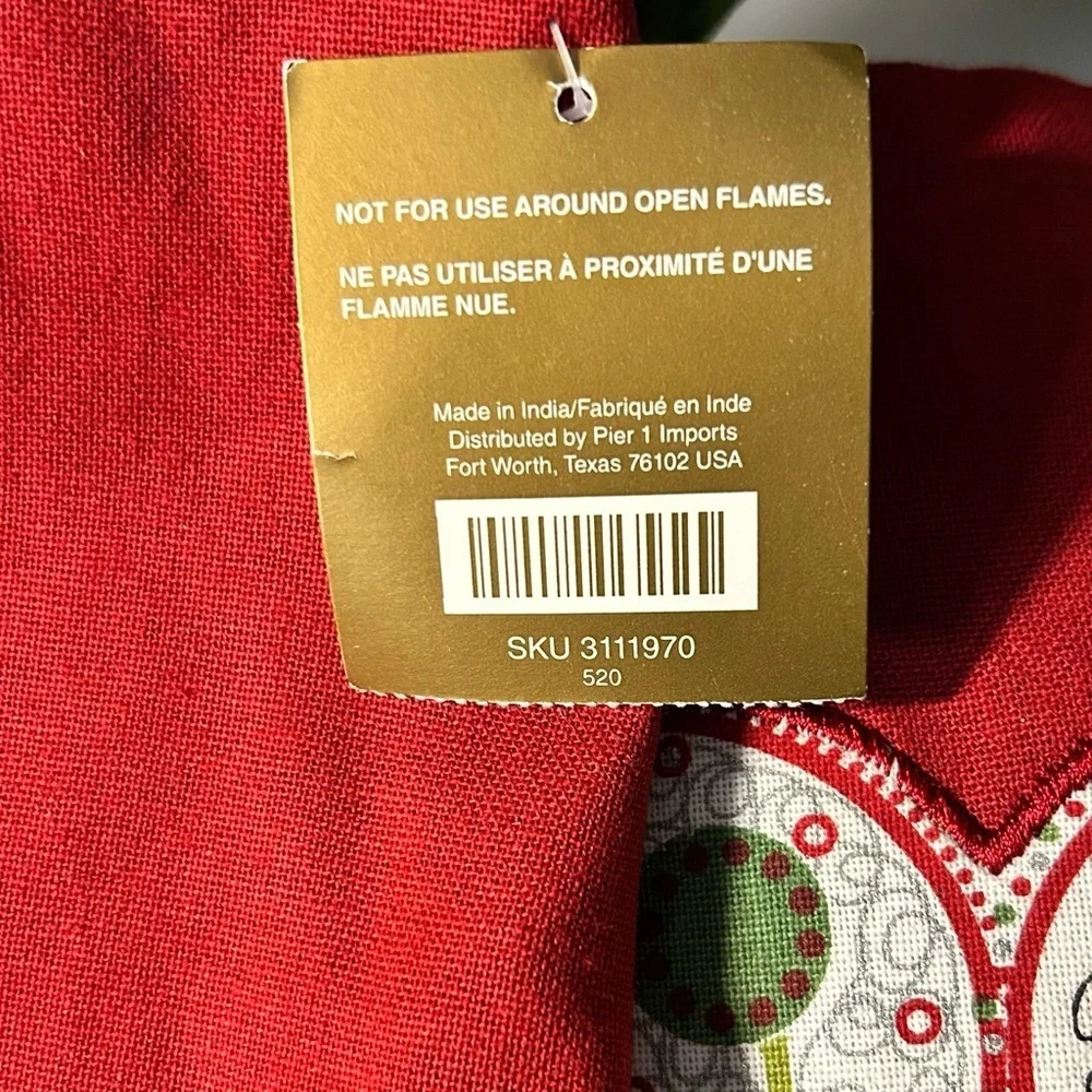 Pier 1 Holiday Red Apron with Snowman Design. NWT